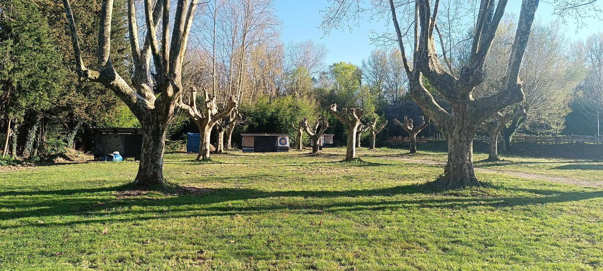 Nettoyage du Jardin d'Arc 23-03-2024 (5)